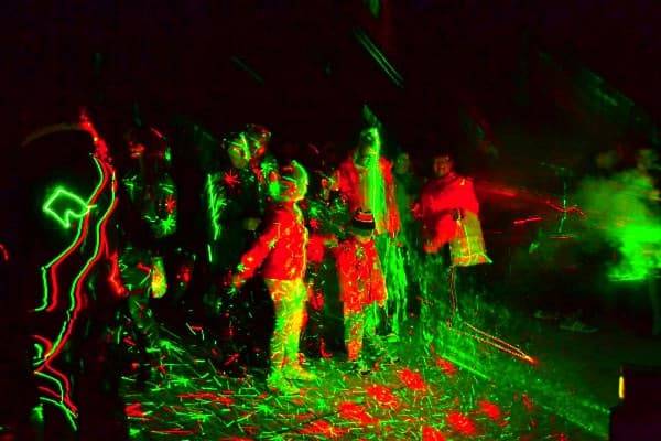 Генератор дыма Бийск, генератор дыма купить в Бийске, генератор дыма для дискотек